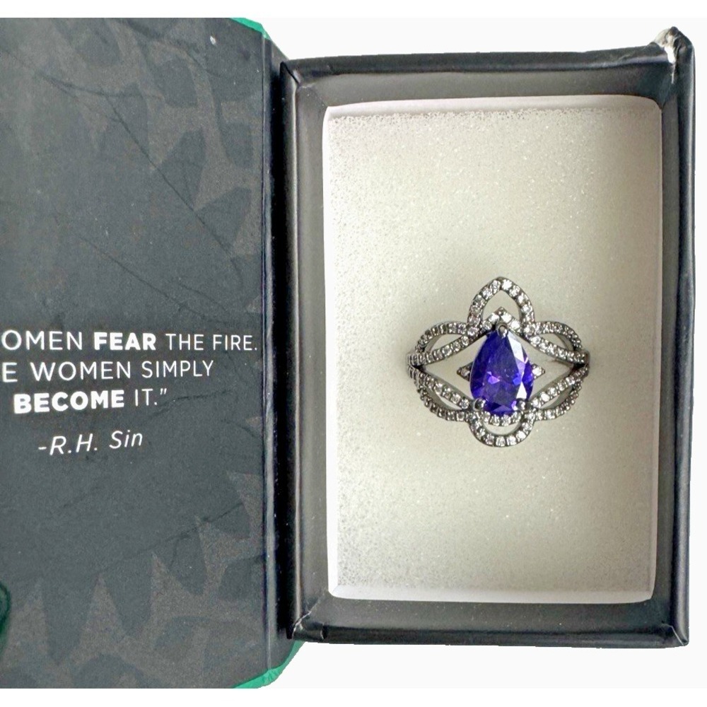 Bomb Party Purple Stone Ring Size 9 Reign Villain Collection Regal Desires Box